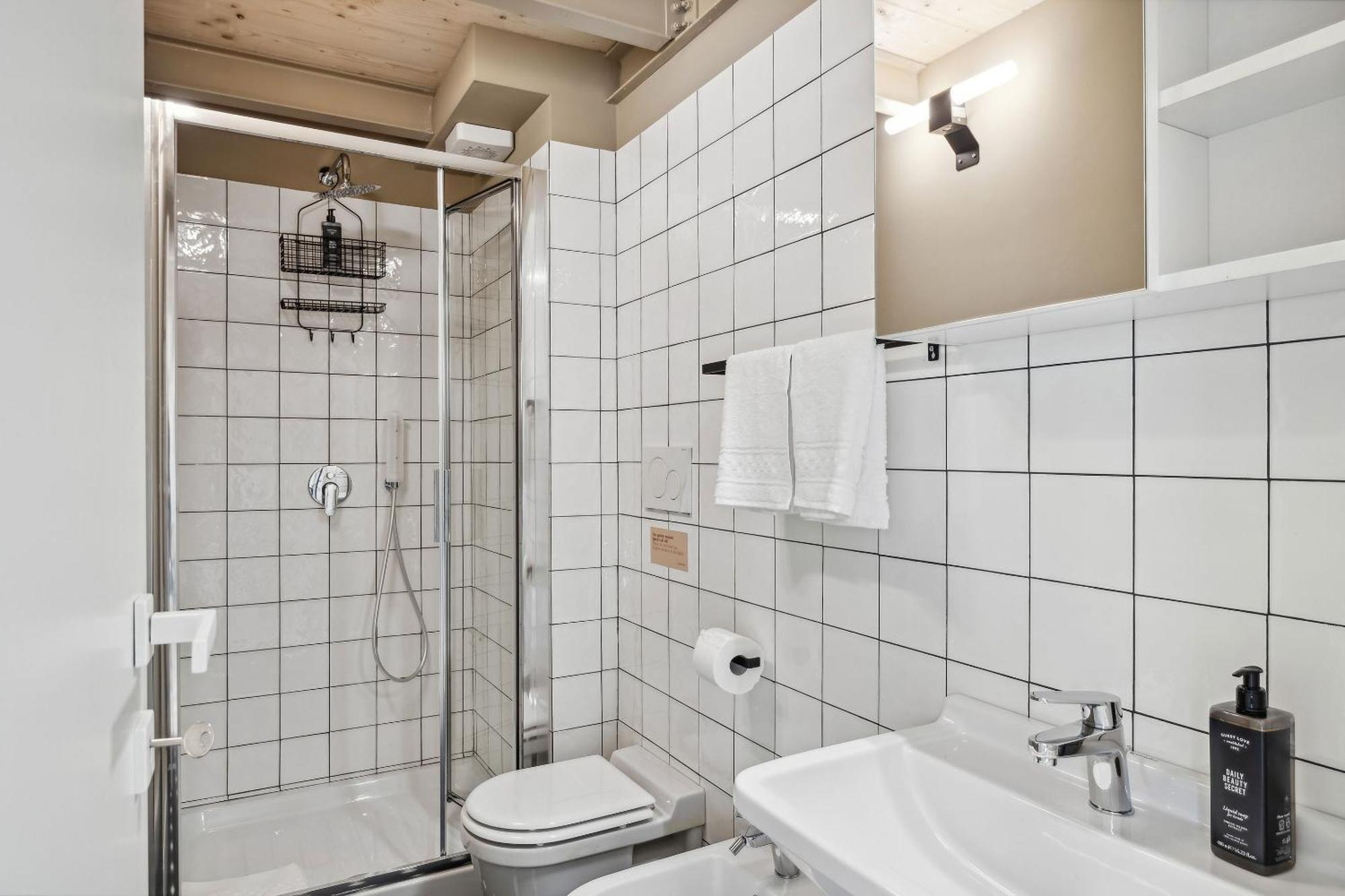 Limehome Rome Via Fortebraccio Rom bilde